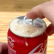 缶ジュース 飲む時の裏技
