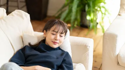 【医師監修】妊娠後期に息苦しい…原因・対処法は?赤ちゃんへの影響も解説