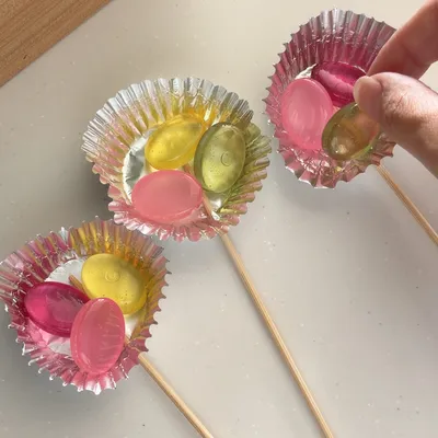 好きな色やトッピングで楽しもう