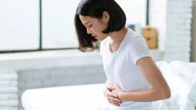 葉酸サプリは飲まない方がいいって本当?推奨の摂取量や胎児への影響も解説