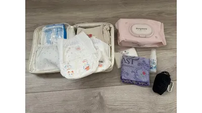 おでかけに何持ってく？0歳ママのマザーズバッグの中身を公開