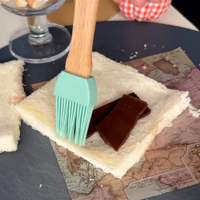 食パンがサクサクのチョコパイ風に