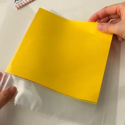 セリアのスクエアファイルで一目管理