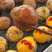 たこ焼き器で 4種のおにぎりパーティー