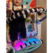 ベビージムは0～3歳ごろまで長く使える！4通り遊べるピアノジム