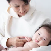 寒くなる前に整える“触れ合い習慣”〜免疫力UPベビーマッサージ