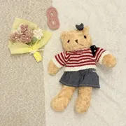 月齢フォトの手作り小物｜かぎ針編みの数字モチーフと花束