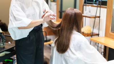 妊婦は美容院にいってもいい?カラーやパーマをするときの注意点を解説