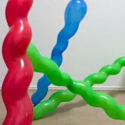 材料2つで ぶっ飛び風船