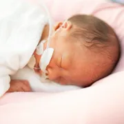 母乳が命を救う？年間約1,000人以上の赤ちゃんが利用する“母乳バンク”とは