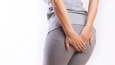 妊娠初期におならが止まらない・臭いのはなぜ？対処法と注意が必要な症状を解説