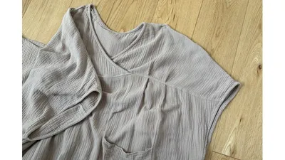 頭からかぶるだけの着るバスタオル。お風呂上がりに自分の体を拭く手間が減ります