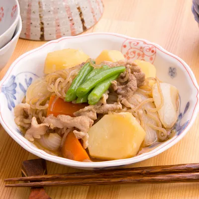 【管理栄養士監修】離乳食の肉じゃが|取り分けレシピ動画や冷凍方法も紹介