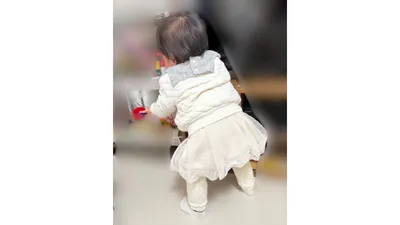 つかまり立ちし始めたらこれやって！洋服が汚れない！簡単！おむつ替え技