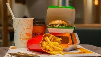 妊婦はマックを食べてもいい？妊娠中にマックを食べるときの注意点やメリットについて解説