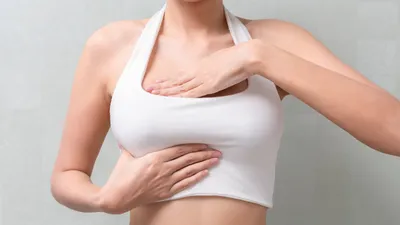 おっぱいケアってどうやるの?いつからやる?安全な方法や注意点、産後も必要なのかも解説