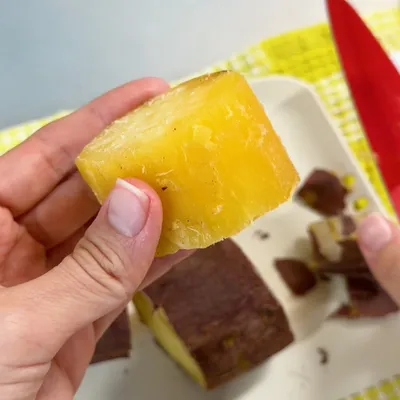 さつまいもと豆腐で作るチョコ風の味わい