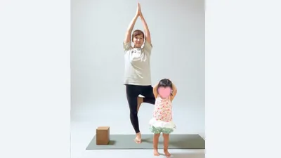 1歳の猫背・反り腰に。親子でできる姿勢改善ピラティス
