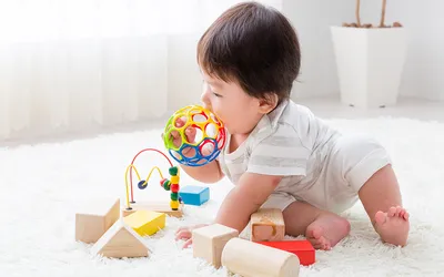 【生後9ヶ月】睡眠時間の目安・昼夜のリズム・整え方を解説