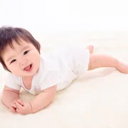 【生後7ヶ月】睡眠時間の目安・昼夜のリズム・整え方を解説