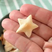 余った〇〇の皮で ぷっくりスナック大量生産