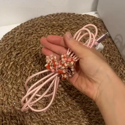 布テープで作る手作りアクセを楽しんでみて