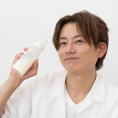 「夫婦で“戦友”になれる」杉浦太陽さんが語る、家族で向き合う授乳時間