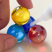 大人も子どもも ドハマリビー玉コマ