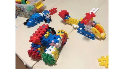 成長に合わせて遊び方が広がる知育おもちゃ「ニューブロック」のおすすめ