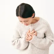 【医師監修】妊娠後期に息苦しい…原因・対処法は？赤ちゃんへの影響も解説