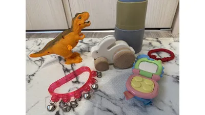 0歳のおもちゃは必要?買ってよかった4つと身近なもので遊ぶコツ