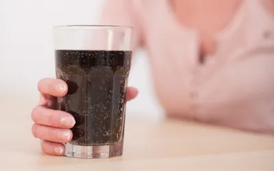 妊婦はコーラを飲んでもいい?妊娠中でもコーラを飲める方法や注意点について解説