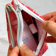 100均材料で 縫わないくつしたポーチ