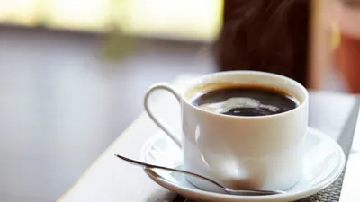 妊娠超初期にカフェインを摂取したらどうなる?赤ちゃんへの影響・摂取量についての注意点も解説
