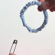 カバンの中で 水筒が倒れない裏ワザ