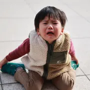 イヤイヤ期を乗り越える3つのコツと親の心の守り方