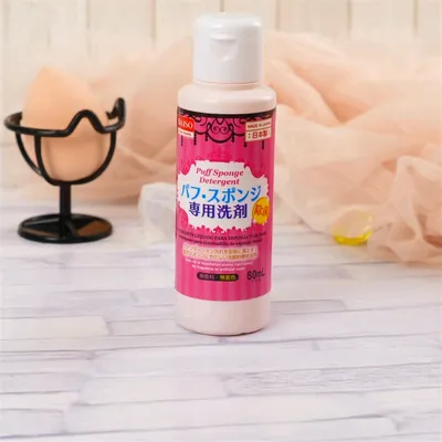 ダイソーの専用洗剤で実験!メイク用パフ洗ってみた
