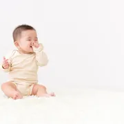 「昼寝しないのはうちだけ？」月齢別の目安と“今日からできる”工夫