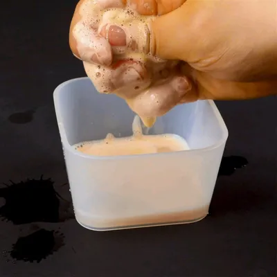 ダイソーの専用洗剤で実験!メイク用パフ洗ってみた