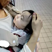 ０歳児とのふれあい遊び：抱っこ・ふれあいで育つ心と体の土台