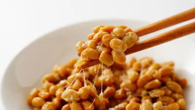 納豆はつわり中に食べても大丈夫?含まれる栄養やおすすめレシピを紹介!【管理栄養士監修】