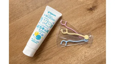 色違いの歯間ブラシ。「どの色にする？」と子どもに選んでもらっています