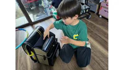 前日の夜、自分でランドセルの中身を確認する子ども。朝の工程が減りました