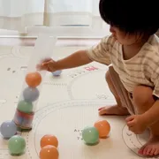 お片付けも楽ちん ぽんぽん吸い込むおもちゃ