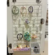 ダイソー商品だけで完成！お店屋さんみたいなヘアゴム収納アイデア