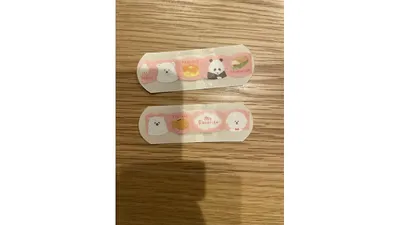 子どもがハマる！100均で作れる「なんちゃってバンドエイド」
