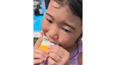 プールへ持って行った凍らせたゼリー。帰るころにはひんやりした食べ頃に