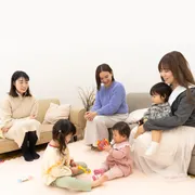 【トモニテ10周年特別企画】あの頃の私と10年後の君へ。「孤独で辛かった」ママ3人が語る育児の本音