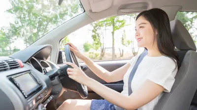 妊婦が運転しても大丈夫?シートベルトの着用法・運転時の注意点とは