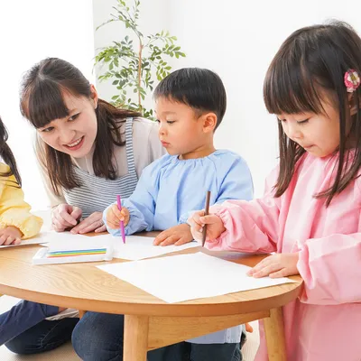 保育園の1日の流れ:子どもたちは何をする?
